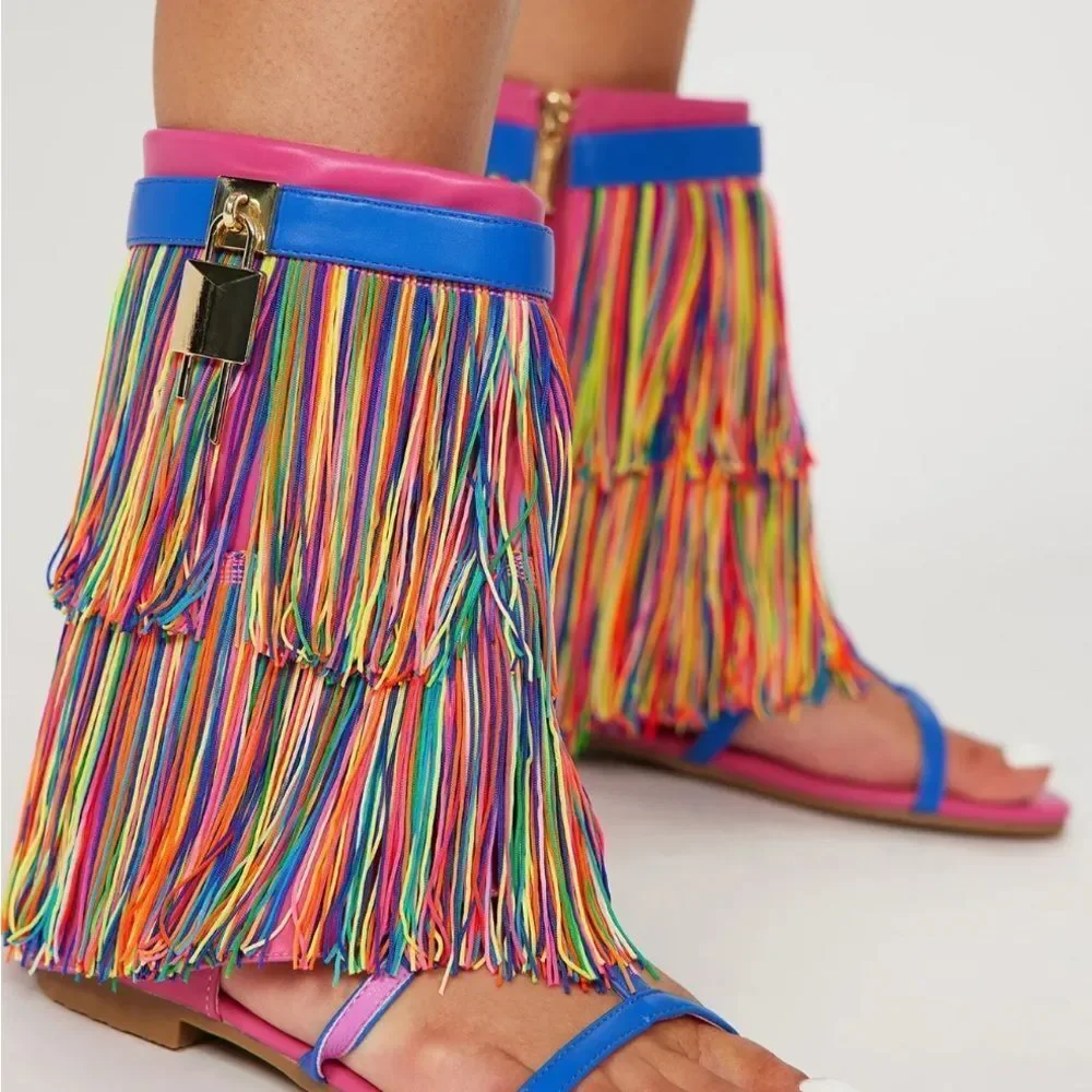 NWOT CAPE ROBBIN FRINGE FOLD OVER MULTI COLOR PADLOCK SANDALS SZ8.5